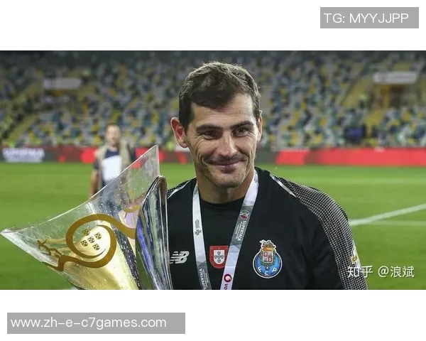 以一颗孤零零的足球星是谁为线索探索其背后的人生与传奇故事 以一颗孤零零的足球星是谁为线索探索其背后的人生与传奇故事